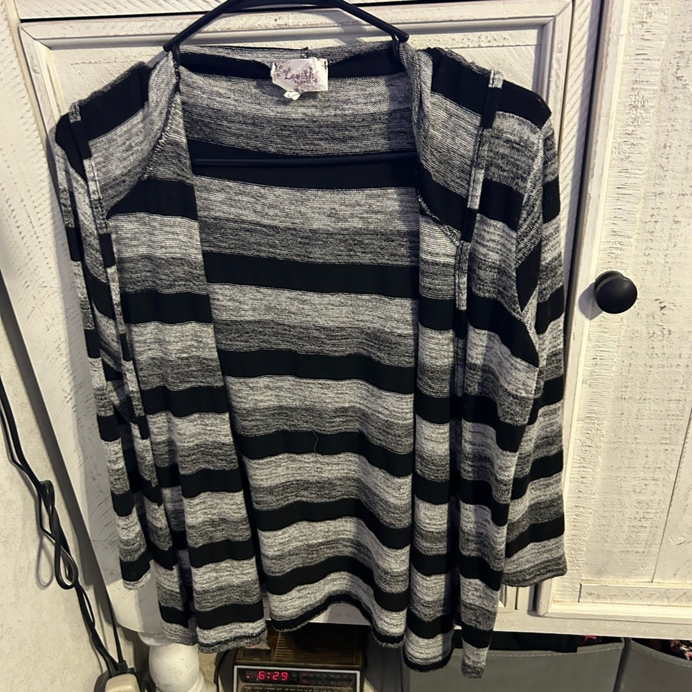Lavish Plus cardigan